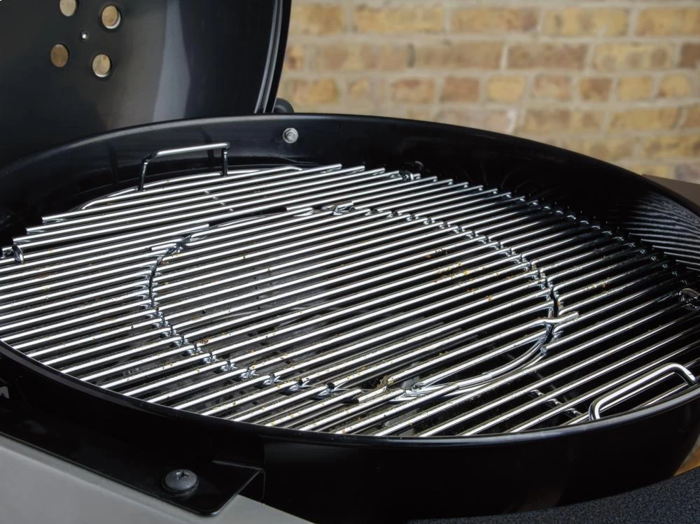 Weber PERFORMER® PREMIUM CHARCOAL GRILL - 22 INCH BLACK 8 Weber PERFORMER® PREMIUM CHARCOAL GRILL - 22 INCH BLACK - Image 6