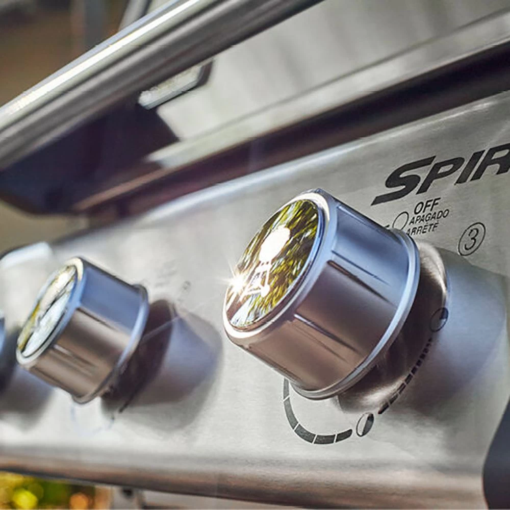 Weber Spirit 3-Burner Freestanding Gas Grill (WEB-S-315) 8 Weber Spirit 3-Burner Freestanding Gas Grill (WEB-S-315) - Image 6